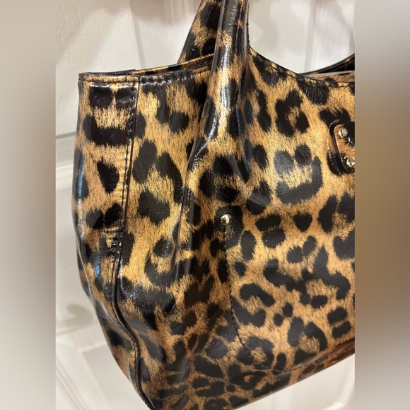 Kate spade glossy leopard print satchel - EUC - Picture 4 of 10
